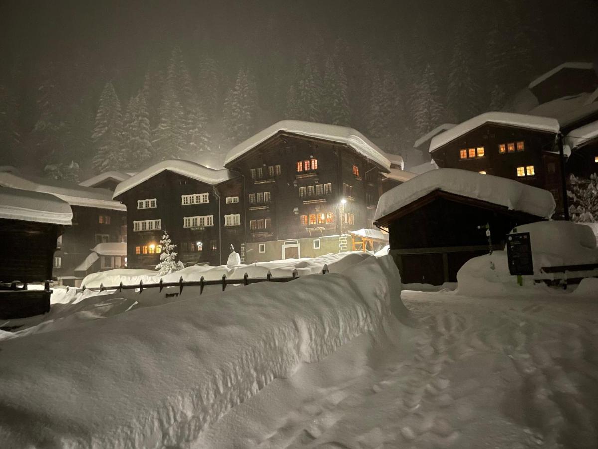 Haus Diezig Goms エクステリア 写真